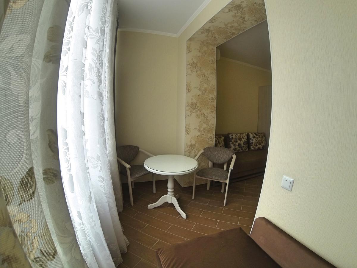 Apartamienty V "Riezidientsii-8" Winnyzja Exterior foto